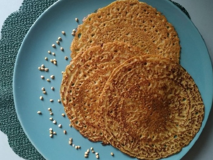 Блины из зеленой гречки